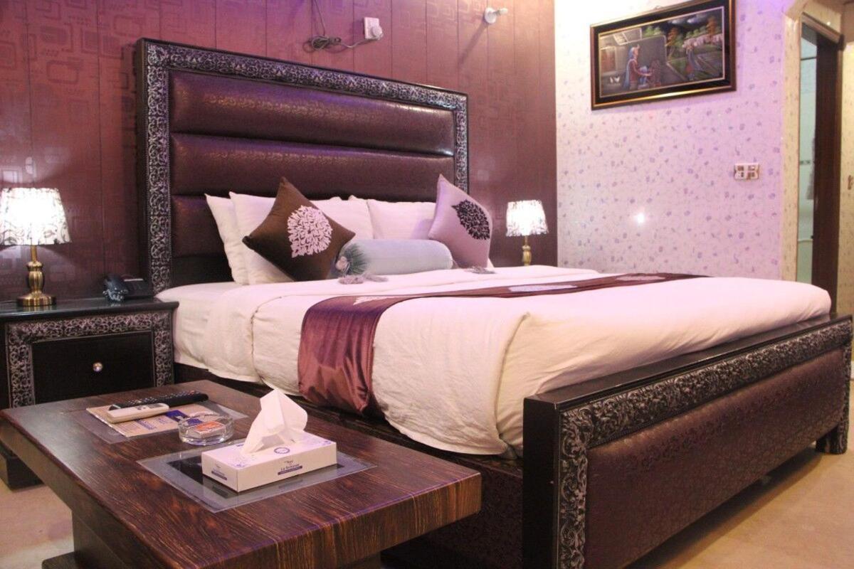 Hotel The Leschanze Lahore Eksteriør billede