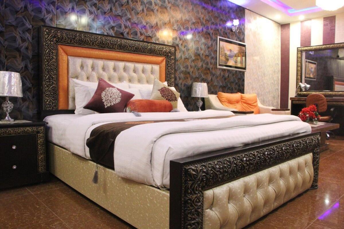 Hotel The Leschanze Lahore Eksteriør billede