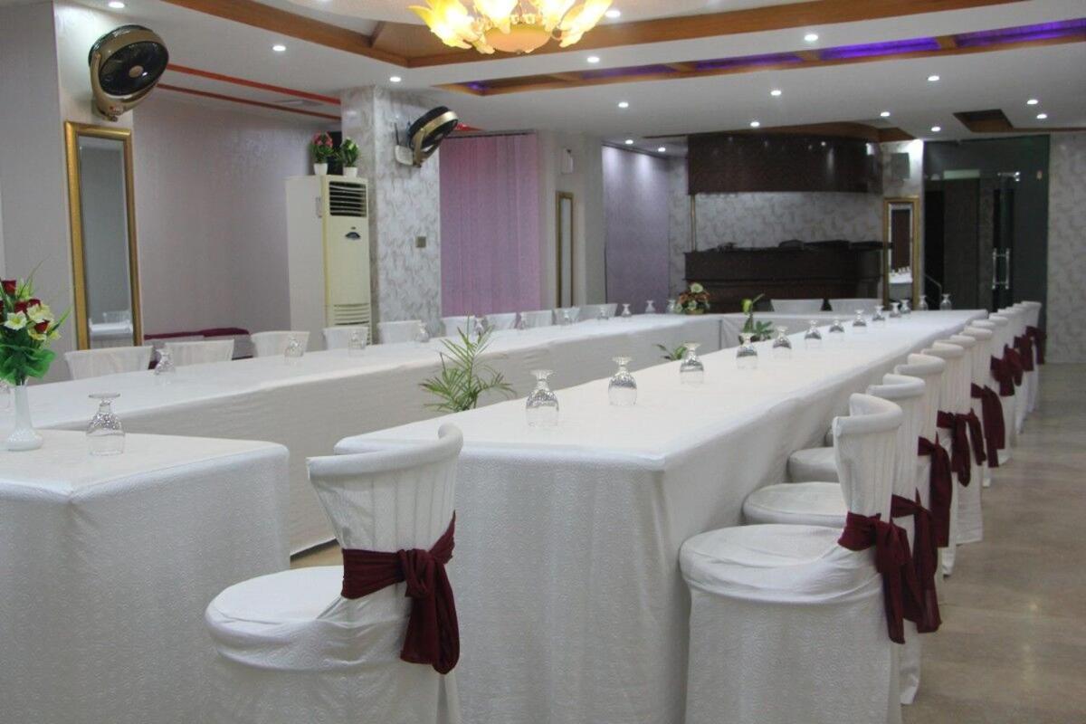 Hotel The Leschanze Lahore Eksteriør billede